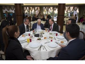 AK Parti STK Buluşmaları