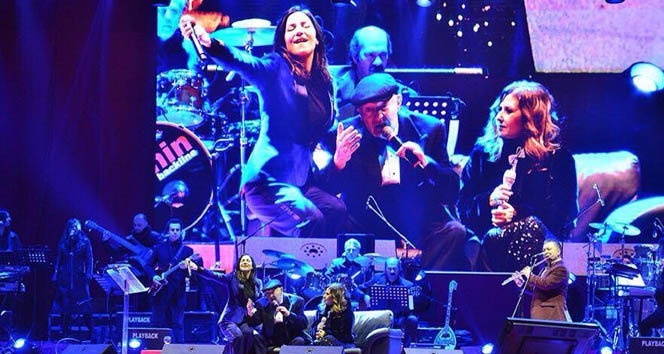 Kayahan son konserinde sevenlerine böyle veda etti TIKLA-İZLE