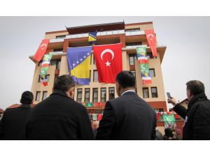 Türk vakfı Bosna Hersek'te erkek öğrenci yurdu açtı