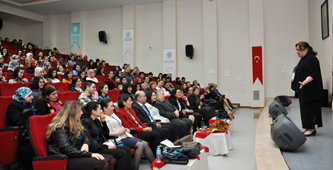 NEÜ’de 1.Uluslararası İngiliz Dili Eğitimi Konferansı Gerçekleşti