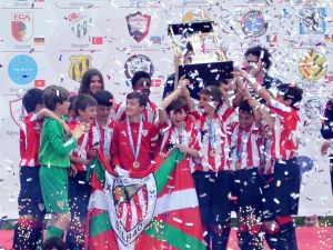 "U12 İzmir Cup"ta şampiyon Athletic Bilbao oldu