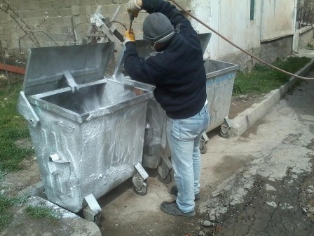 Konteynerler parfüm kokusu yayıyor