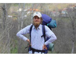 Estonya'dan yürüyerek 11 ayda Gümüşhane'ye ulaştı