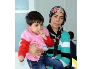 Yanlış tedavi sonucu elinin kesildiği iddia edilen çocuk