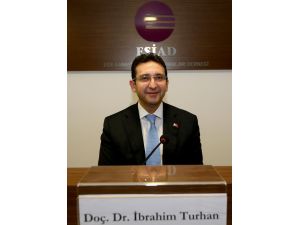 "Türkiye ve Dünya Ekonomisi: Beklentiler, Riskler, Fırsatlar" paneli