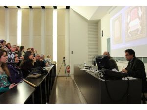 Paris’te “Mevlana ve Mevlevilik” konferansı