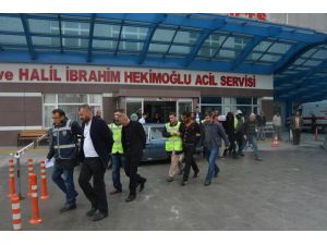 Sudanlı iş adamlarını gasp tuzağından polis kurtardı