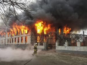 Dağıstan'da cami yandı