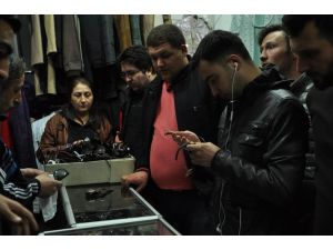 Atatürk Havalimanı'nda unutulan eşyalar satıldı