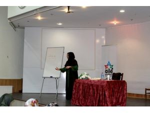 Beyşehir'de "Kadın, Aile Ve Toplum" Konulu Konferans