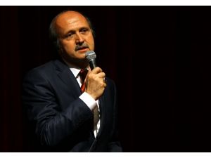Şehitler Anısına "Bir Destandır Çanakkale" Sahnelendi