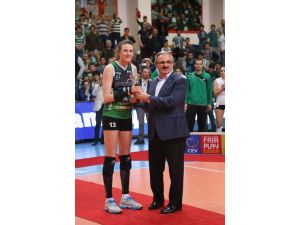 Voleybol: Kadınlar Avrupa Cev Challenge Kupası