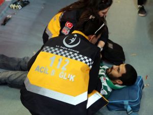 Şampiyonluğa Sevinen Taraftar Tribünden Düştü