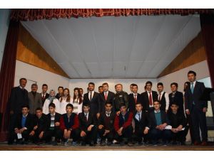 Sivrihisar'da Başarılı Öğrenciler Ödüllendirildi