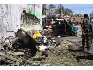 Somali'de Bakanlık Binasına Saldırı