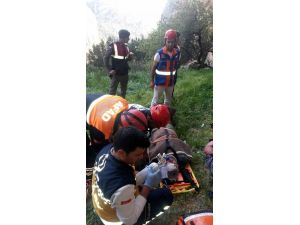 Muğla'da, Kaya Tırmanışı Sırasında Düşen Fransız Turist, Yaralandı