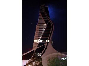 İzmir'de İkiz Kulelerde Yangın