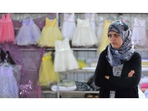 Suriyeli Kadınlar Hayata Umutla Tutunuyor