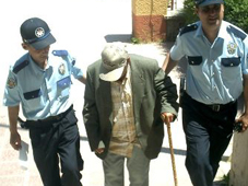 Sapık yaşlı emeline ulaşamadı