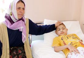 ''Ne olur elimi bırakma babaanne''