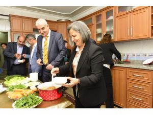 Kışanak, Kalp Sağlığı İçin Yemek Yaptı