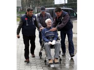 Samsun'da Eşini Bıçakla Öldürdüğü İddia Edilen Kişi Tutuklandı