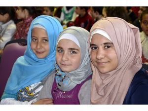 Diyarbakırlı Çocuklar Suriyeli Akranlarına Oyuncak Hediye Etti