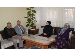 Başkan Acehan, Şehit Ailelerini Ziyaret Etti