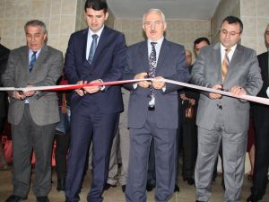 Öğrenciler Tübitak Projelerini Sergiledi