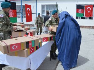 Afganistan'daki Türk Birliği, Şehit Ailelerine Yardım Eli Uzattı