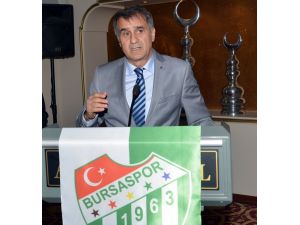 Bursaspor Divan Başkanlık Kurulu Başkanı Şankaya'ya Veda Yemeği
