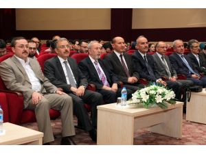 Kmü’de "Hz. Peygamber Ve Birlikte Yaşama Ahlakı" Konferansı