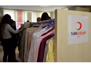 Üniversite Öğrencilerinin Yüzü "Uni Butik"le Gülüyor