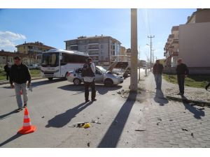 Bolu'da Otomobiller Çarpıştı: 1 Ölü, 1 Yaralı