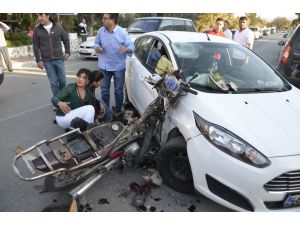 Bodrum'da Otomobil İle Motosiklet Çarpıştı: 1 Yaralı