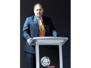 "Geleceği Yakalama" Konferansı