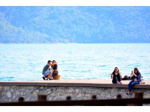 Muğla'da Deniz Ve Güneş Keyfi