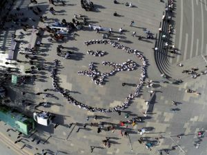 "Muhammed Lafzı" Şeklinde Dizilip Kitap Okudular