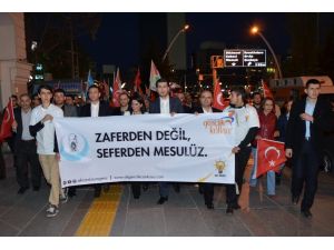 Ak Parti Gençlik Kollarından "Diriliş" Yürüyüşü