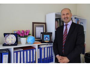 Yaşlıların Sorunları Türkiye'de Tartışılacak