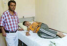 Akrebin soktuğu genç taburcu oldu