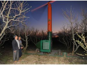 Ürünlerini Pervaneyle Donmaktan Koruyorlar