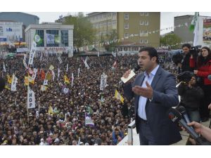 Hdp Esenyurt Halk Buluşması