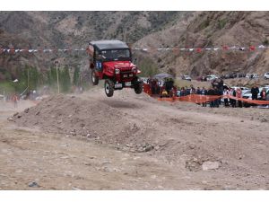 Derekapı Boğa Güreşleri Şenlikleri, Off-road Yarışlarıyla Başladı