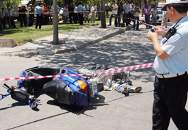 Motosiklet sürücüsü genç, kazada öldü