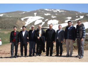 Vali Erol Derbent'i Ziyaret Etti