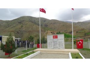 Kulp'ta Şehit Köy Korucuları İçin Anma Töreni