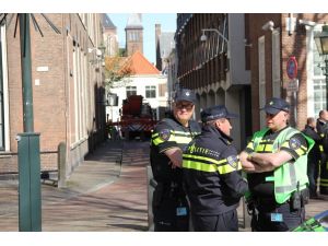 İngiltere'nin Lahey Büyükelçiliği'ndeki Yangın Kontrol Altına Alındı