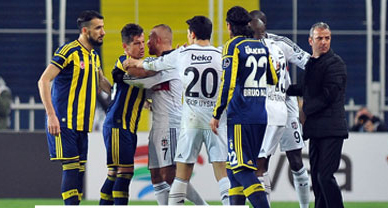 Fenerbahçe gençleşiyor