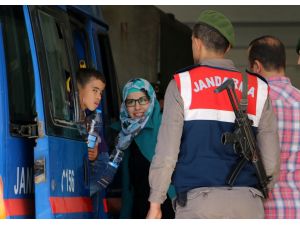 Kamyonette 46 Kaçak Yakalandı